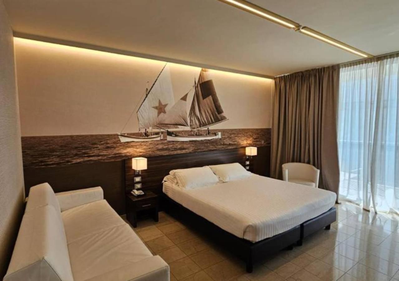 Mercure Rimini Lungomare Kültér fotó