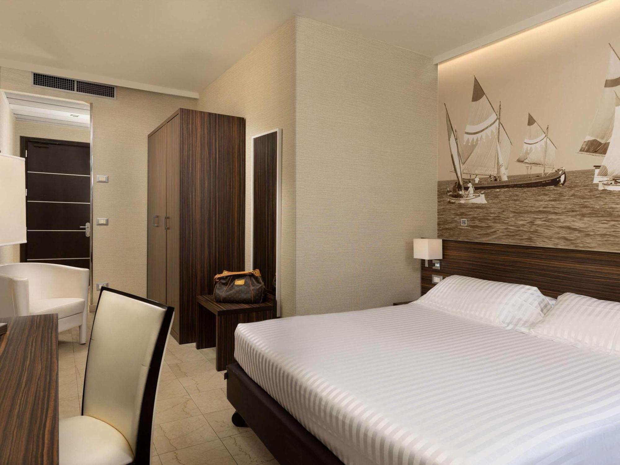 Mercure Rimini Lungomare Kültér fotó