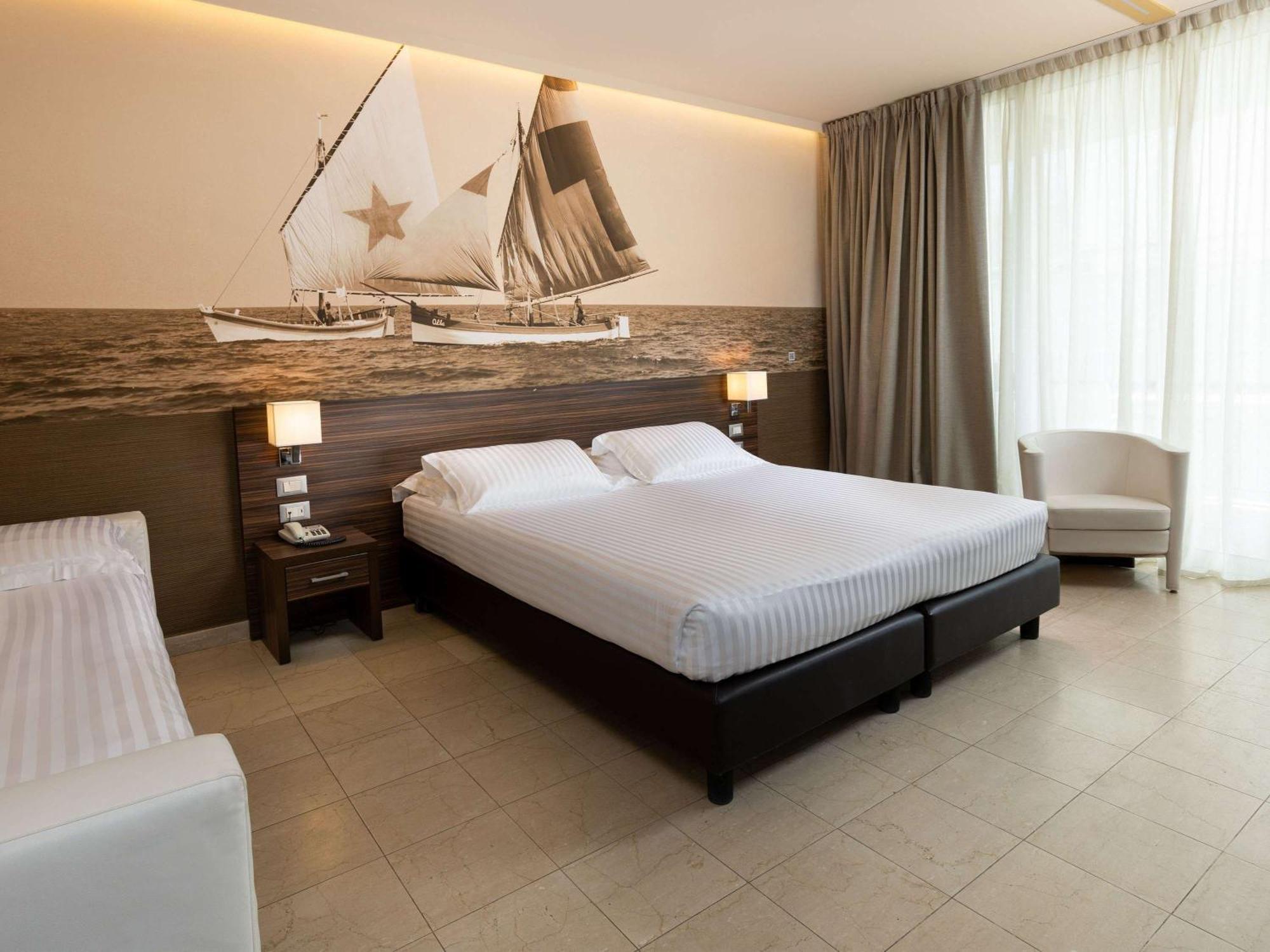 Mercure Rimini Lungomare Kültér fotó