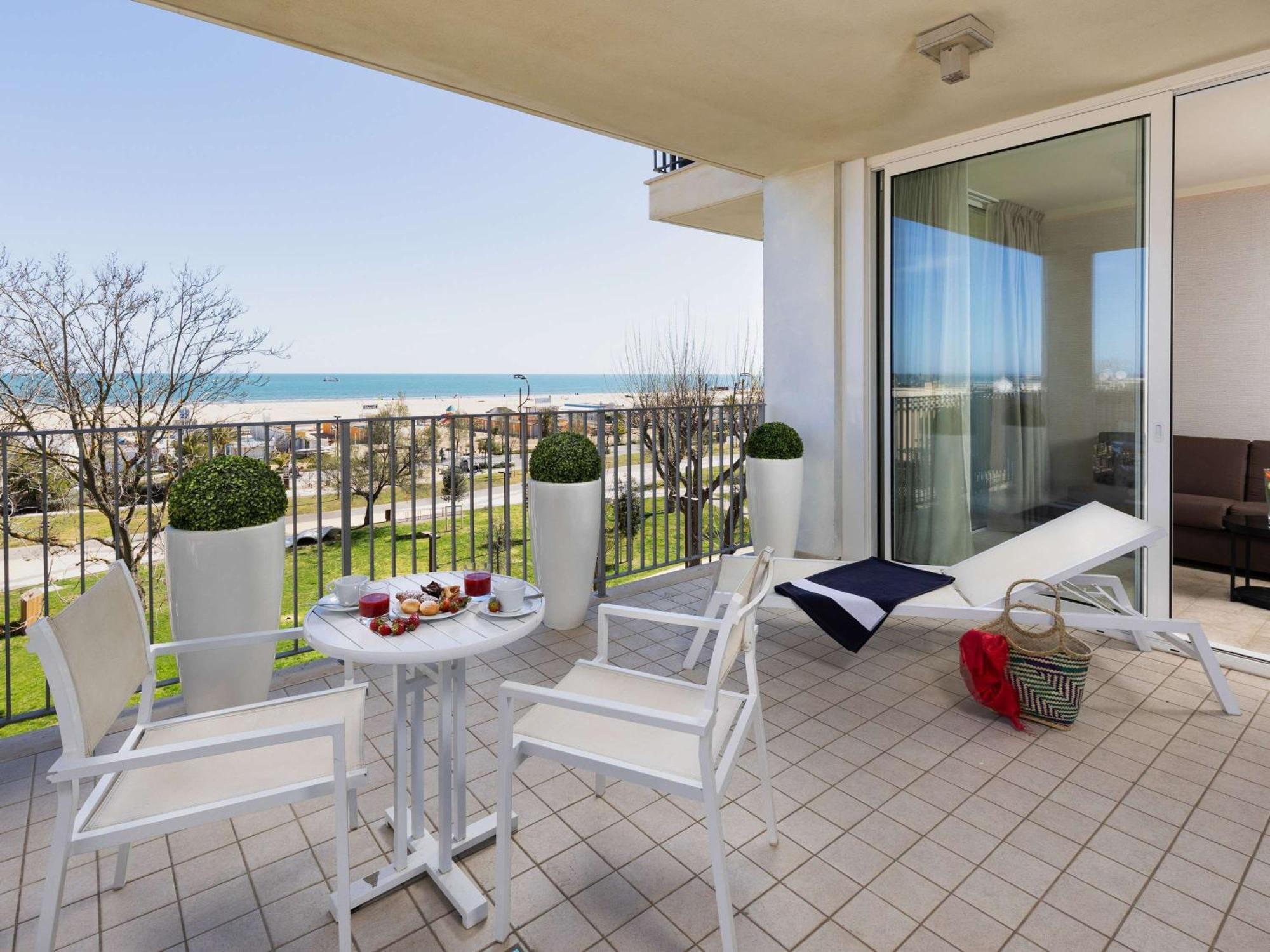 Mercure Rimini Lungomare Kültér fotó